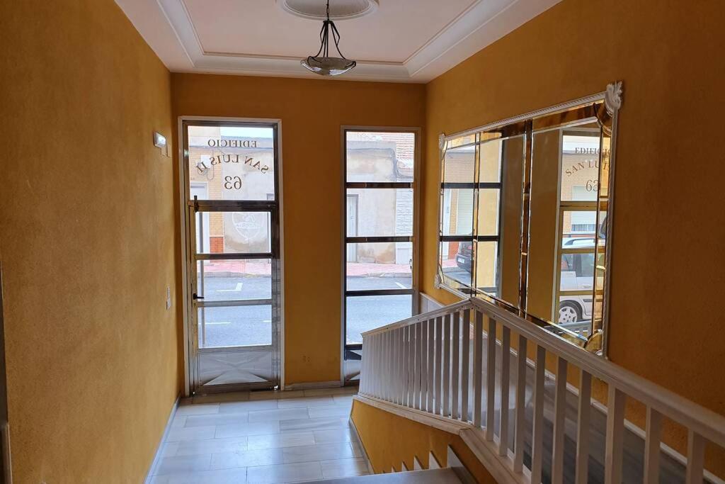 Linmarko Apartamento En Centro De Torrevieja Bagian luar foto