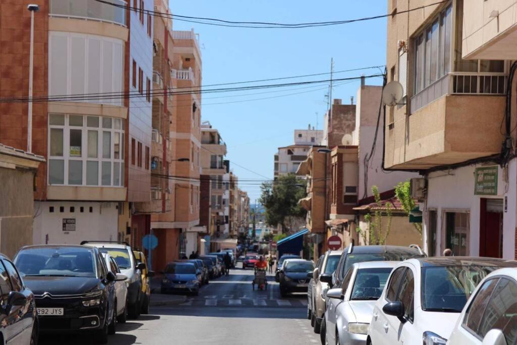 Linmarko Apartamento En Centro De Torrevieja Bagian luar foto
