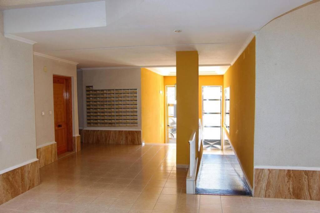 Linmarko Apartamento En Centro De Torrevieja Bagian luar foto